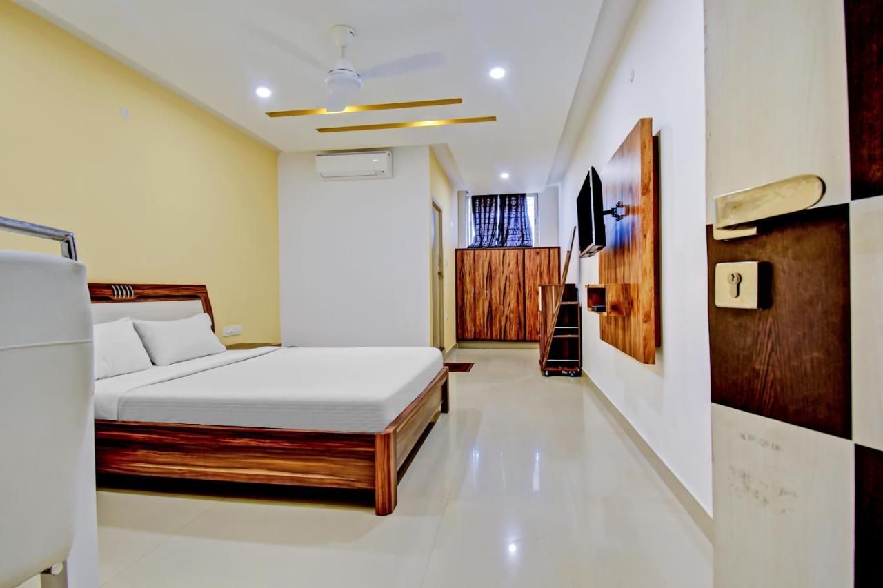 Hotel Rashi Comforts By Coastal Dine Dobbaspet Exterior foto