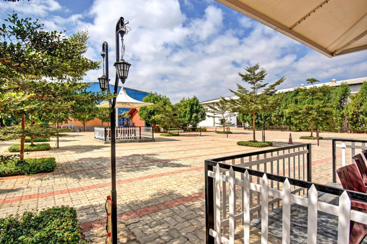 Hotel Rashi Comforts By Coastal Dine Dobbaspet Exterior foto